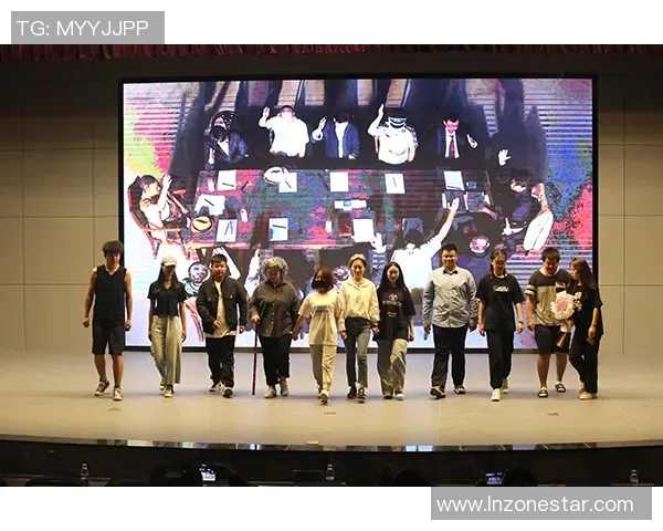 姚明与曹岩的传奇故事:从篮球场到人生舞台的精彩交汇 姚明与曹岩的传奇故事:从篮球场到人生舞台的精彩交汇