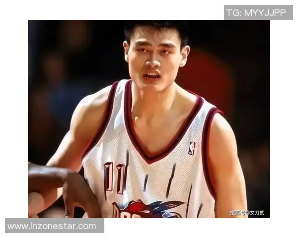 姚明与马布里巅峰对决谁能称霸中国篮球历史舞台 姚明与马布里巅峰对决谁能称霸中国篮球历史舞台