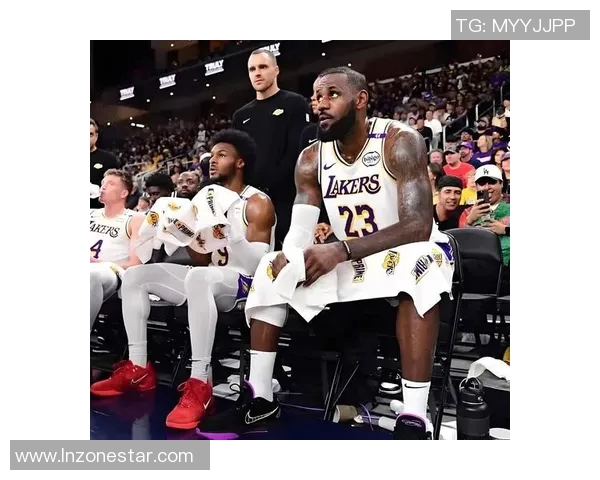 湖人大胜骑士，詹姆斯轰29分，神级表现引爆全场！