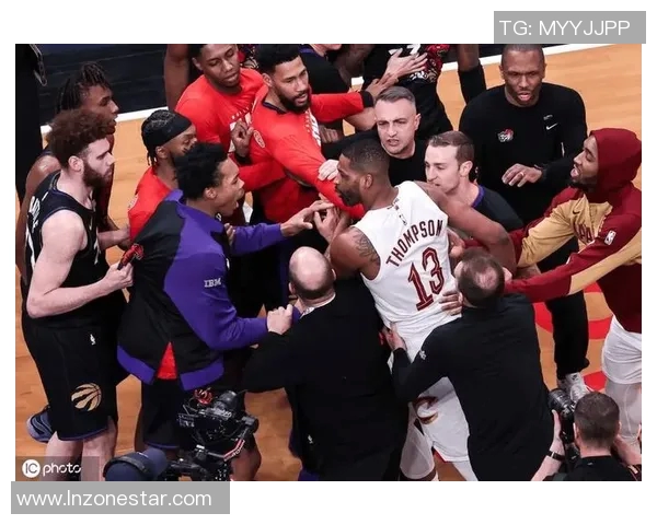 猛龙主场再下一城,球员个人表现获高度认可 猛龙主场再下一城,球员个人表现获高度认可